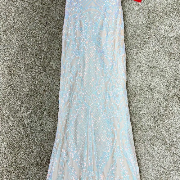 Shimmering Sequin Gown in Pastel Hues - Picture 3 of 3